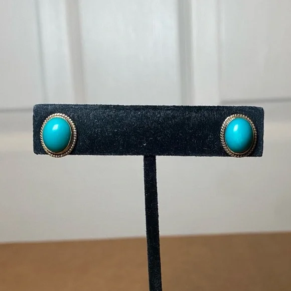 Vintage 14K Turquoise Stud Earrings